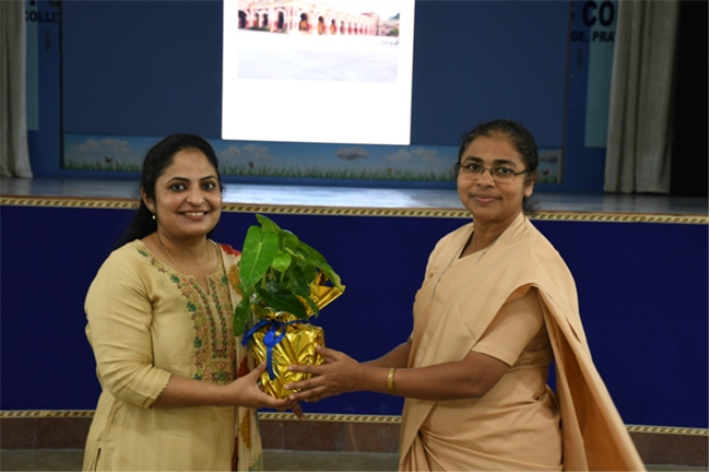 ORIENTATION PROGRAMME FOR CLASS 9- BY ALUMNAE ASSOCIATION
