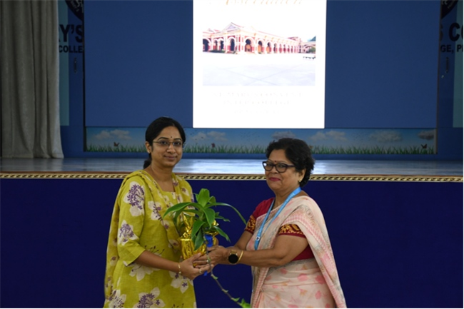 ORIENTATION PROGRAMME FOR CLASS 9- BY ALUMNAE ASSOCIATION
