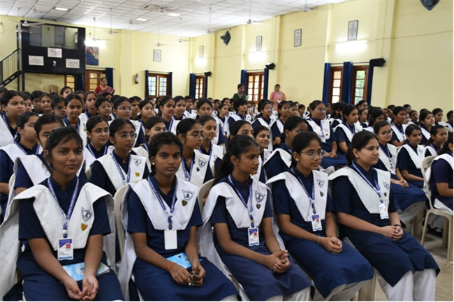 ORIENTATION PROGRAMME FOR CLASS 9- BY ALUMNAE ASSOCIATION