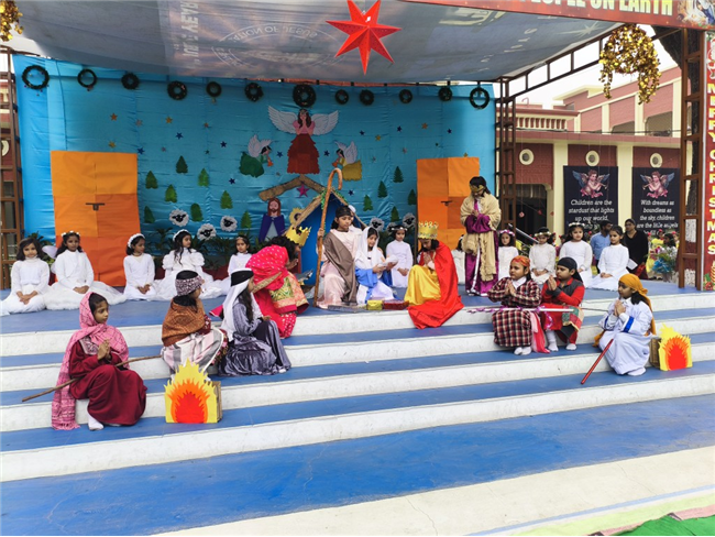 CLASS 1 & 2 CHRISTMAS ASSEMBLY