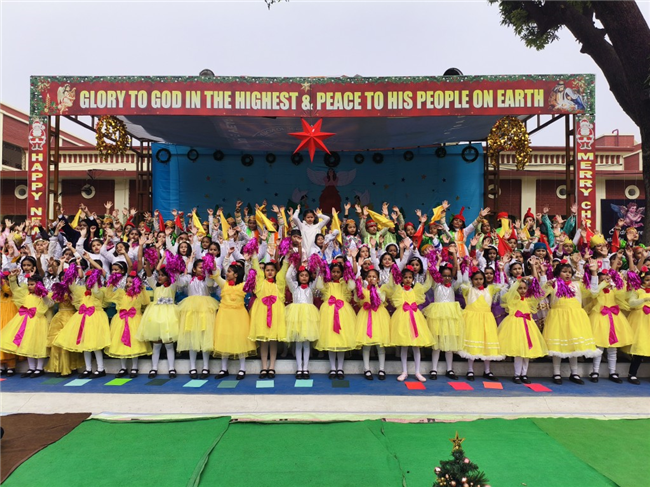CLASS 1 & 2 CHRISTMAS ASSEMBLY