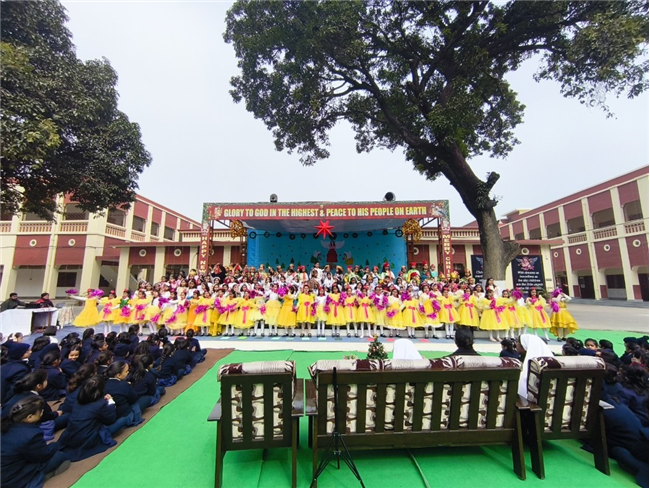CLASS 1 & 2 CHRISTMAS ASSEMBLY