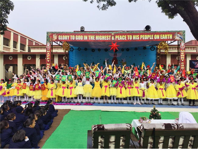 CLASS 1 & 2 CHRISTMAS ASSEMBLY