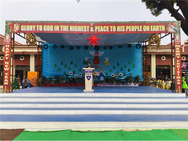 CLASS 1 & 2 CHRISTMAS ASSEMBLY