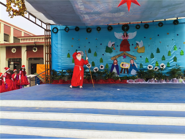 CLASS 1 & 2 CHRISTMAS ASSEMBLY