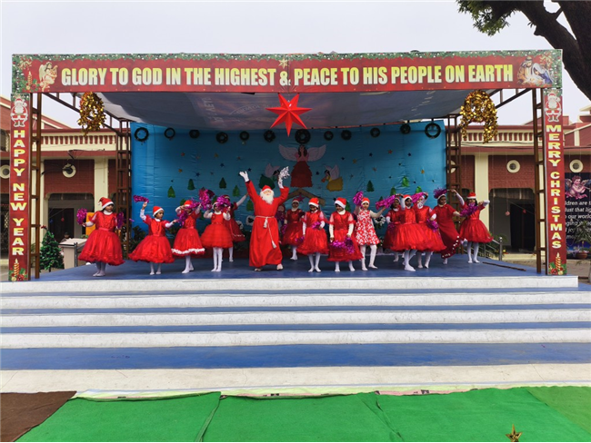 CLASS 1 & 2 CHRISTMAS ASSEMBLY