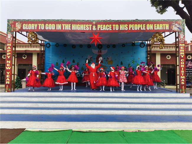 CLASS 1 & 2 CHRISTMAS ASSEMBLY