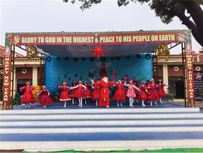 CLASS 1 & 2 CHRISTMAS ASSEMBLY