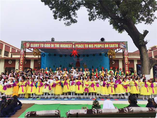 CLASS 1 & 2 CHRISTMAS ASSEMBLY