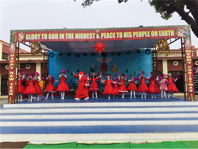 CLASS 1 & 2 CHRISTMAS ASSEMBLY