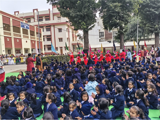 CLASS 1 & 2 CHRISTMAS ASSEMBLY