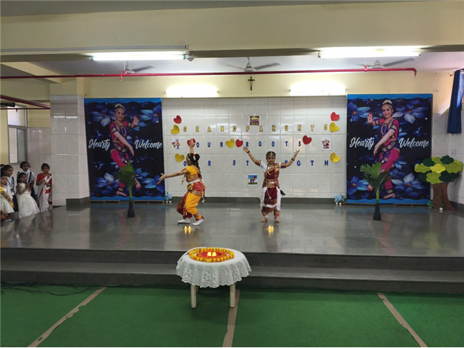 CLASS 1 - A LONG ASSEMBLY