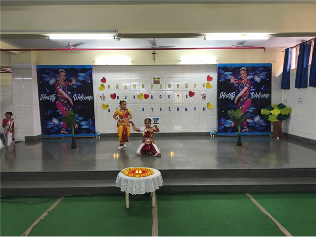 CLASS 1 - A LONG ASSEMBLY