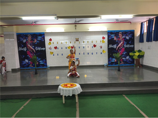 CLASS 1 - A LONG ASSEMBLY