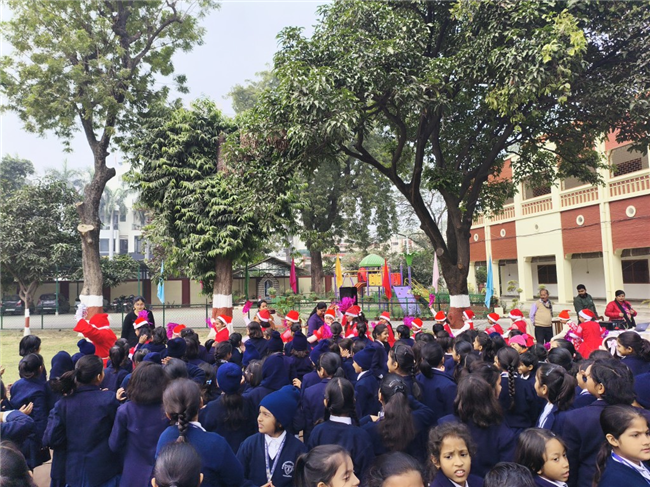 CLASS 1 & 2 CHRISTMAS ASSEMBLY