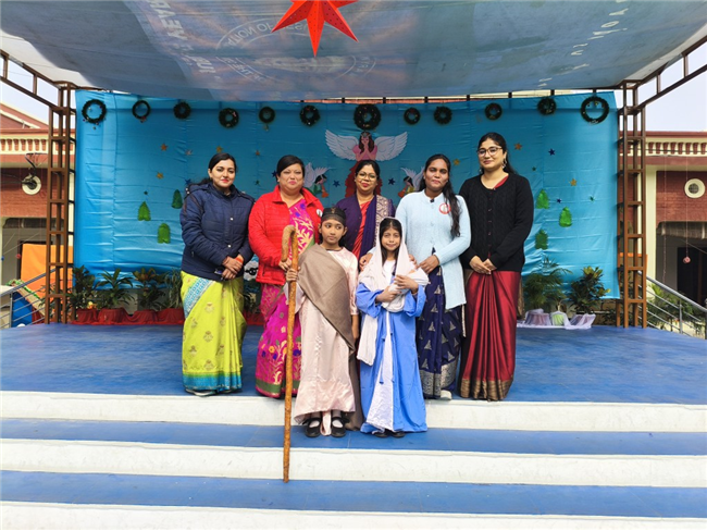 CLASS 1 & 2 CHRISTMAS ASSEMBLY