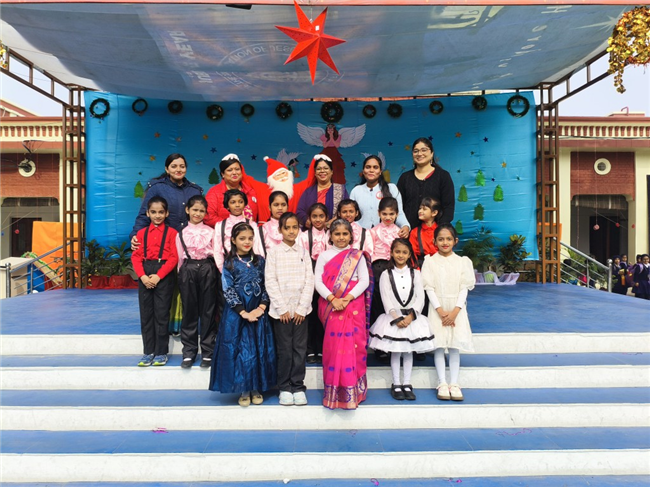 CLASS 1 & 2 CHRISTMAS ASSEMBLY