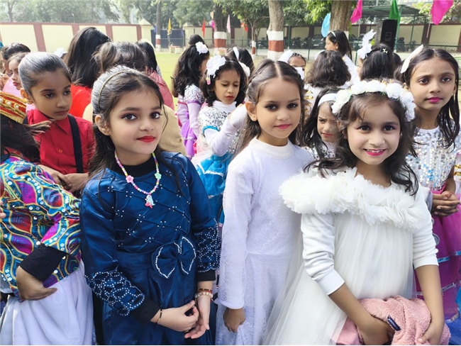 CLASS 1 & 2 CHRISTMAS ASSEMBLY