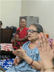 FRIENDS OF MARY WARD VISITED THE OLD AGE HOME