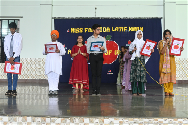 MISS FAREEDA LATIF KHAN FAREWELL