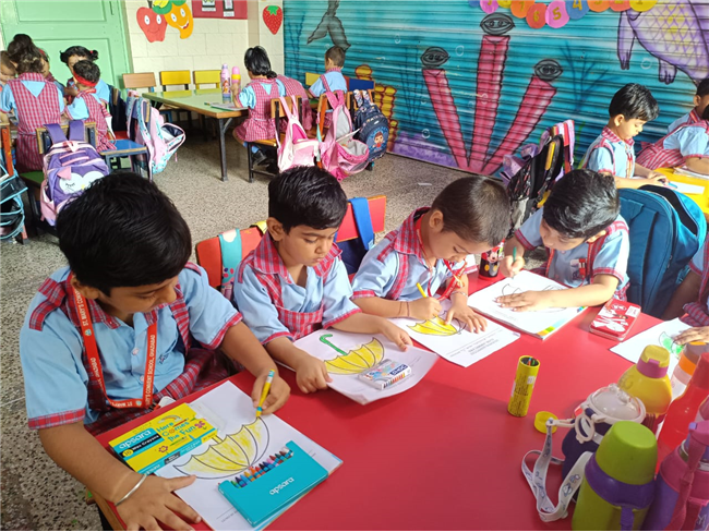 COLOURING COMPETITION