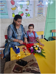 FLOWER ARRANGEMENT COMPETITION WITH MOM