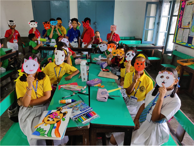 Exploring, Creating, Enjoying – Bagless Day Activities