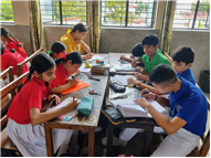 Exploring, Creating, Enjoying – Bagless Day Activities