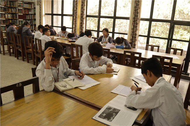 SENIOR SCHOOL LIBRARY WEEK