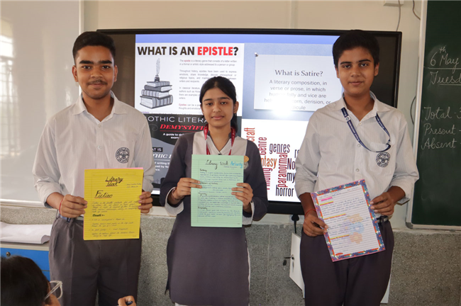 SENIOR SCHOOL LIBRARY WEEK