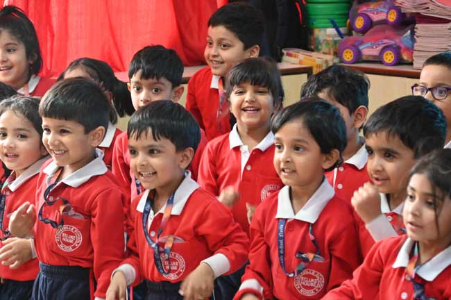 INTER-SECTION ENGLISH CHORAL RECITATION - CLASS NURSERY