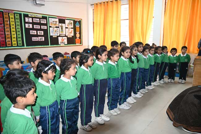 INTER-SECTION ENGLISH CHORAL RECITATION - CLASS NURSERY