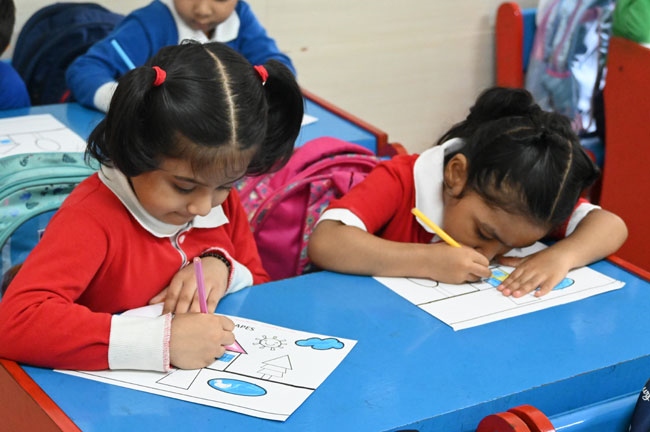 COLOURING COMPETITION PRE SCHOOL