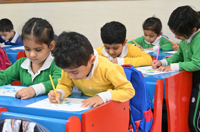 COLOURING COMPETITION PRE SCHOOL