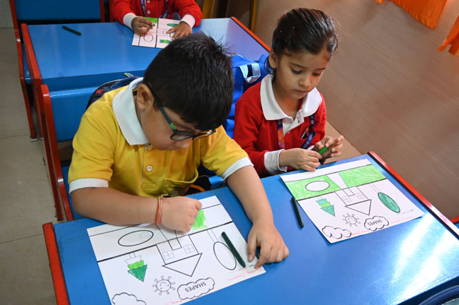 COLOURING COMPETITION PRE SCHOOL