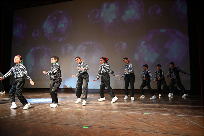 Inter section Dance Competition Class IV