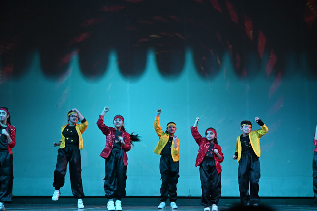 INTER HOUSE DANCE COMPETITION ( Classes 4&5)