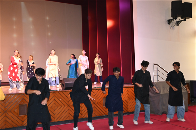 Honouring the Torchbearers: A Grand Teachers’ Day Celebration