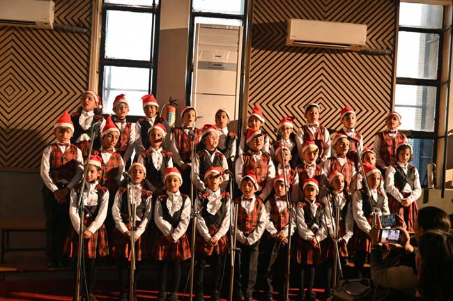 CHRISTMAS PLAY - THE MAGICAL STAR PRESENTED BY CLASS II