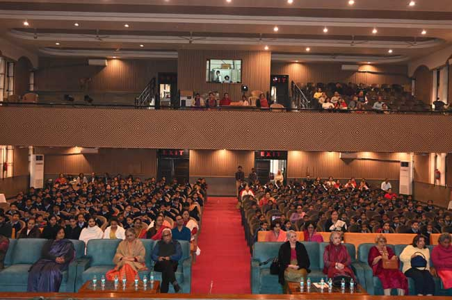 CHRISTMAS CELEBRATION WITH THE TRUSTEES, STAFF AND STUDENTS OF THE ANKUR ANAWA PROJECT AND JAGRITI SCHOOL