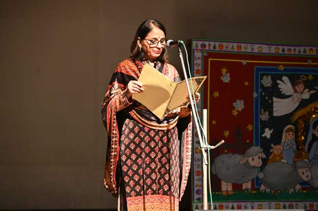 CHRISTMAS CELEBRATION WITH THE TRUSTEES, STAFF AND STUDENTS OF THE ANKUR ANAWA PROJECT AND JAGRITI SCHOOL