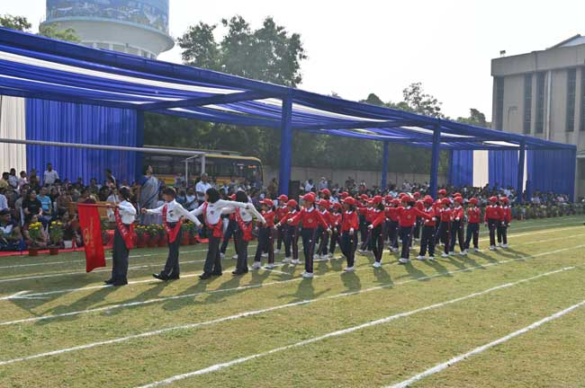 JUNIOR SCHOOL SPORTS DAY