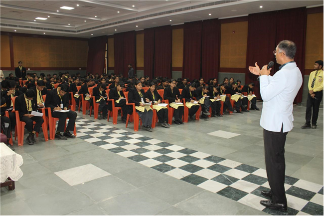 CAREER COUNSELLING SESSION CONDUCTED BY DR. VIKAS SHANKER (2025-26)