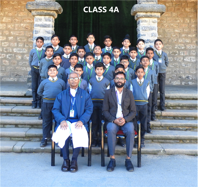 CLASS PHOTOGRAPHS