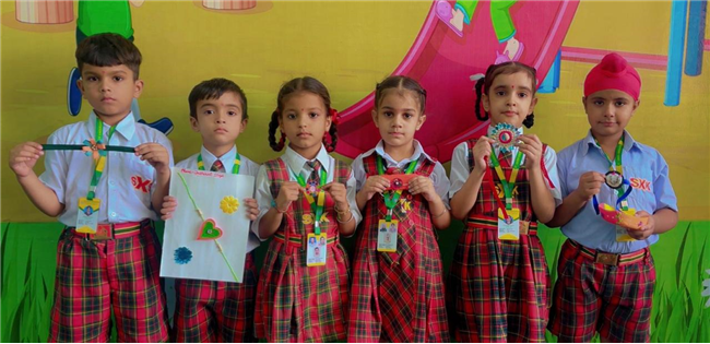 Rakhi Making Competition of Kindergarten