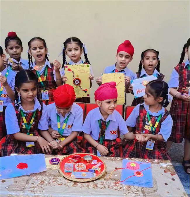Rakhi Making Competition of Kindergarten