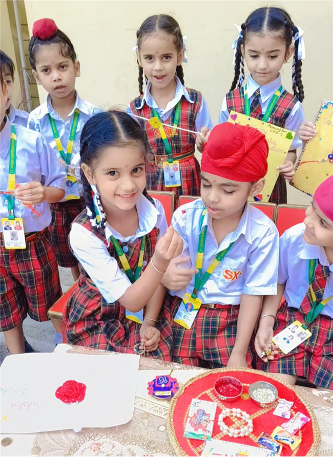 Rakhi Making Competition of Kindergarten