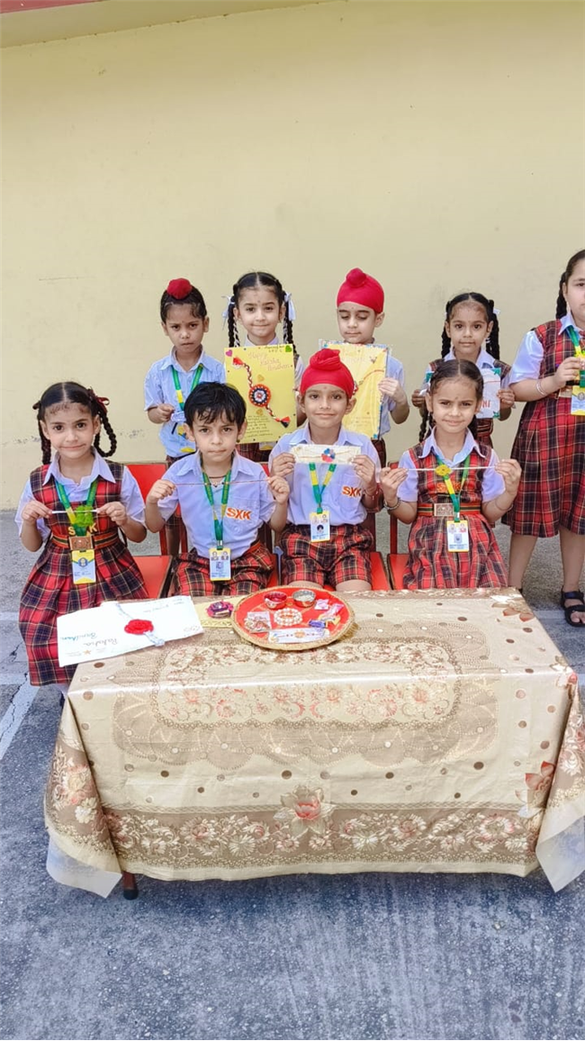 Rakhi Making Competition of Kindergarten