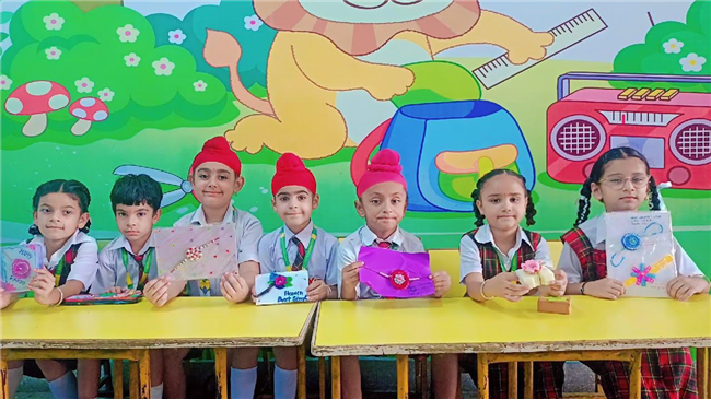 Rakhi Making Competition of Kindergarten