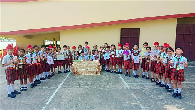 Rakhi Making Competition of Kindergarten